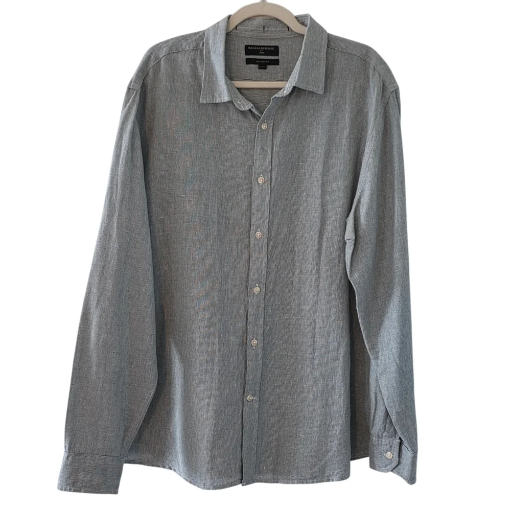 Banana‎ Republic Linen Cotton Shirt Size XL Untucked Fit Long Sleeve Button-up